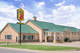 Photograph of Super 8, Winfield