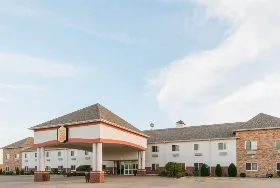 Photograph of Super 8, Salina