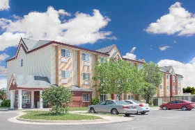 Photograph of Days Inn, Hutchinson