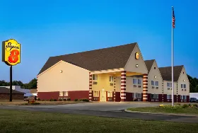 Photograph of Super 8, Holton