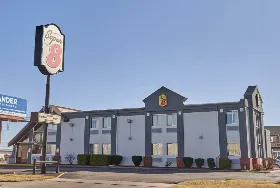 Photograph of Super 8, Wichita