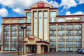 Photograph of Red Roof PLUS+, Wichita