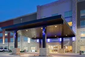 Photograph of Holiday Inn Express, Great Bend