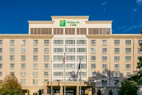 Photograph of Holiday Inn & Suites Overland Park-West, Overland Park