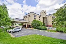 Photograph of Hampton Inn, Overland Park