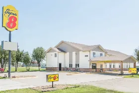 Photograph of Super 8, Belleville