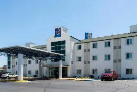 Photograph of Motel 6, Junction City