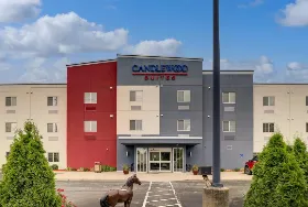 Photograph of Candlewood Suites, Lexington