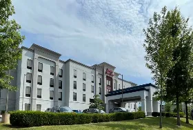 Photograph of Hampton Inn, Louisville