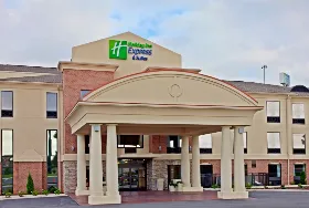 Photograph of Holiday Inn Express, Franklin