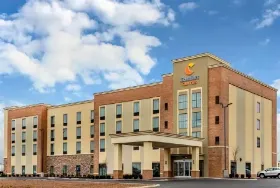 Photograph of Comfort Suites, Bowling Green