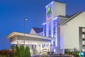 Photograph of Holiday Inn Express, Louisville