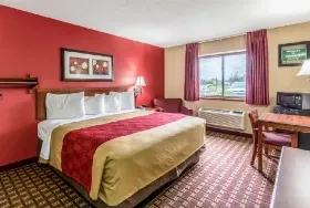 Photograph of Econo Lodge, Shelbyville