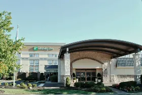 Photograph of Holiday Inn Cincinnati-Riverfront, Covington