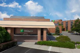 Photograph of Holiday Inn Cincinnati Airport, Erlanger