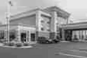 Photograph of Hampton Inn, Oak Grove