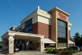 Photograph of Drury Inn & Suites, Louisville
