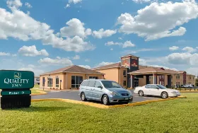 Photograph of Quality Inn, Cadiz