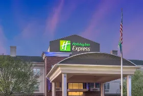 Photograph of Holiday Inn Express, Radcliff