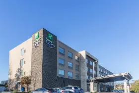 Photograph of Holiday Inn Express, Florence