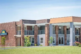 Photograph of Days Inn, Cave City