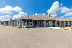 Photograph of Days Inn, Glasgow