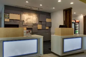 Photograph of Holiday Inn Express, Winchester