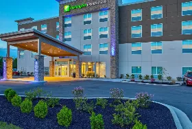 Photograph of Holiday Inn Express, Versailles