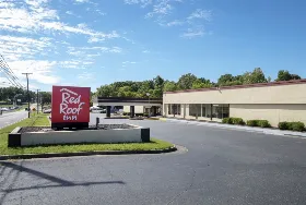 Photograph of Red Roof Inn, Murray