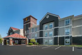 Photograph of La Quinta Inn & Suites, Lexington