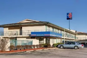 Photograph of Motel 6, Owensboro