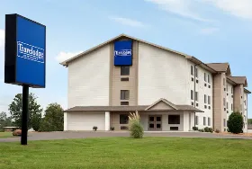 Photograph of Travelodge, Livonia