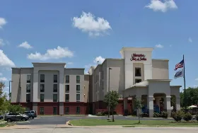 Photograph of Hampton Inn, Alexandria