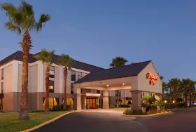 Photograph of Hampton Inn, Sulphur