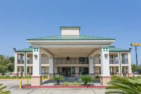Photograph of Super 8, Slidell