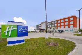 Photograph of Holiday Inn Express, Donaldsonville