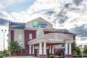 Photograph of Holiday Inn Express, Raceland