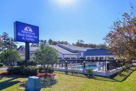 Photograph of Americas Best Value Inn, Bastrop