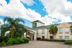 Photograph of Quality Inn, Franklin