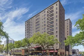 Photograph of Club Wyndham Avenue Plaza, New Orleans