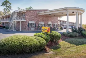 Photograph of Super 8, West Monroe
