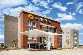 Photograph of La Quinta Inn & Suites, Port Allen