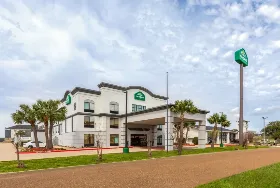 Photograph of Wingate by Wyndham, Sulphur