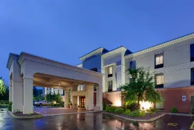 Photograph of Hampton Inn, Auburn
