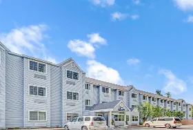 Photograph of Days Inn, Sturbridge