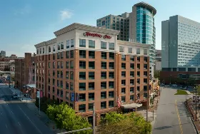 Photograph of Hampton Inn, Baltimore