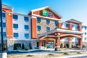 Photograph of Comfort Suites, Elkton