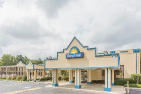 Photograph of Days Inn by Wyndham Camp Springs/Andrews AFB DC Area, Camp Springs