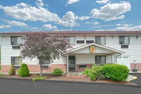 Photograph of Super 8, Augusta