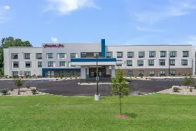 Photograph of Hampton Inn, Niles